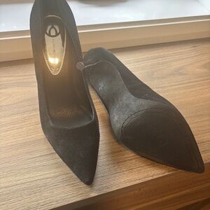 Black Suede 9.5.- Wishbone Collection